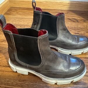 Bed Stu Dark Brown Leather Ankle Boots with Red Lining